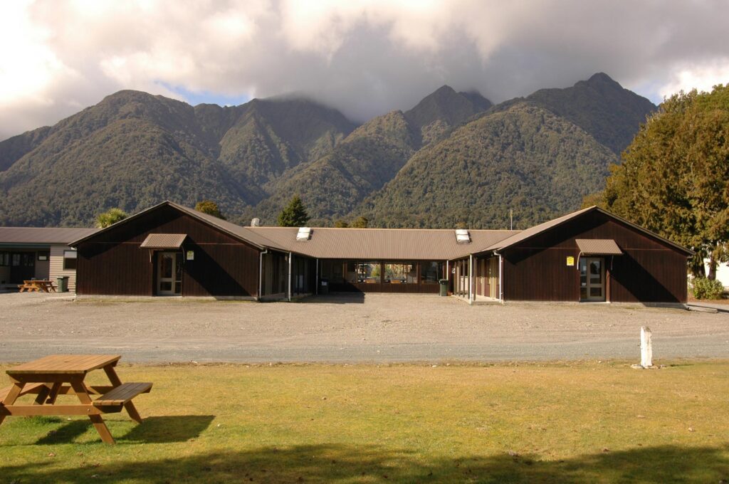 Fox Glacier Holiday Park Group Accommodation