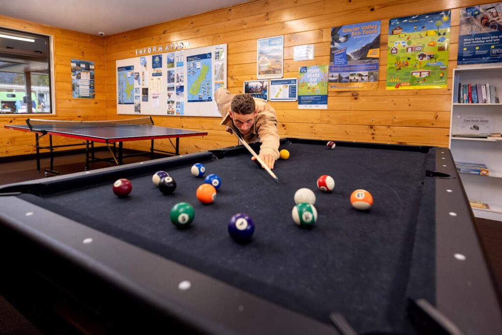 fox-glacier-games-room