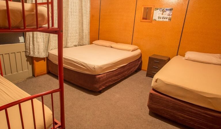 2fg-economy-lodge-001-wed